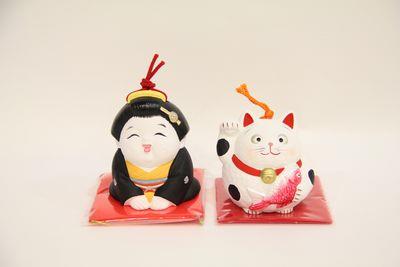 Kyo-toningyo (Ceramic dolls)