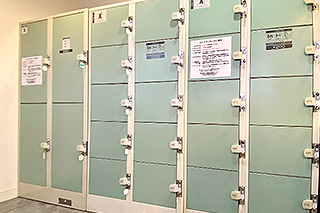 Coin lockers