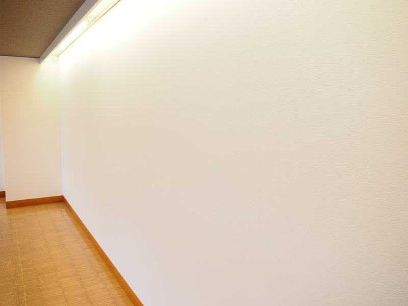 230126gallery_wall.JPG